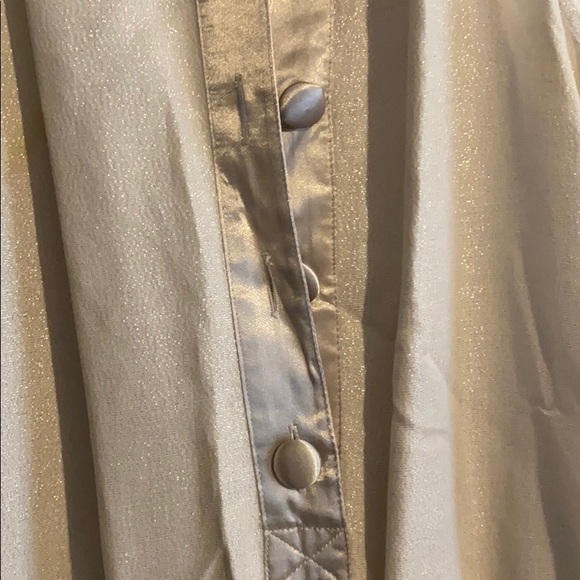 Arden B romper - Picture 2 of 8